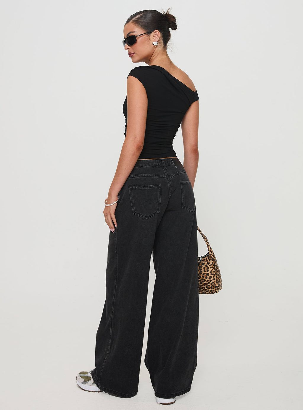 Ramos Low Rise Wide Leg Jeans Washed Black Petite