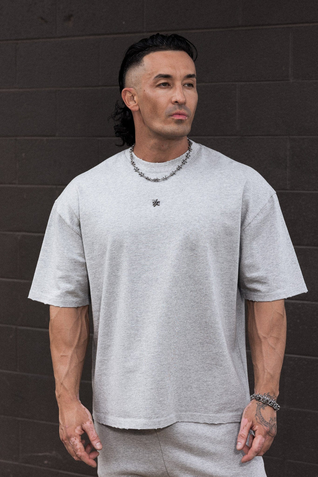 4153 - Elevated Essentials - Lässiges T-Shirt