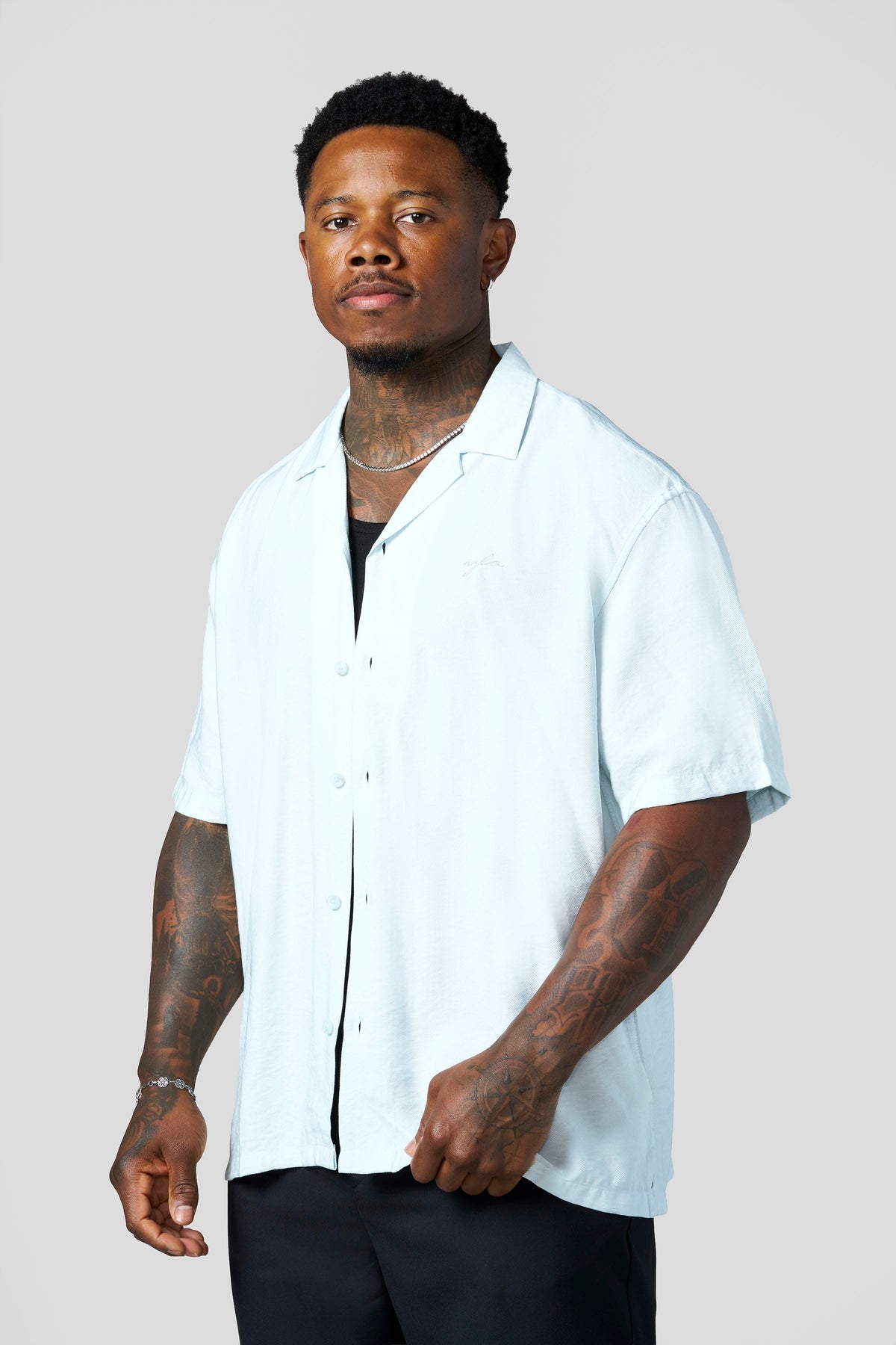 4063 - Amalfi Button-Ups