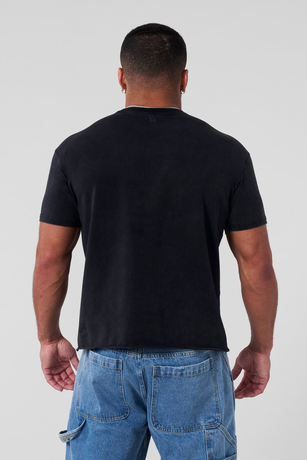 4097 - Kurzgeschnittene, taillierte T-Shirts