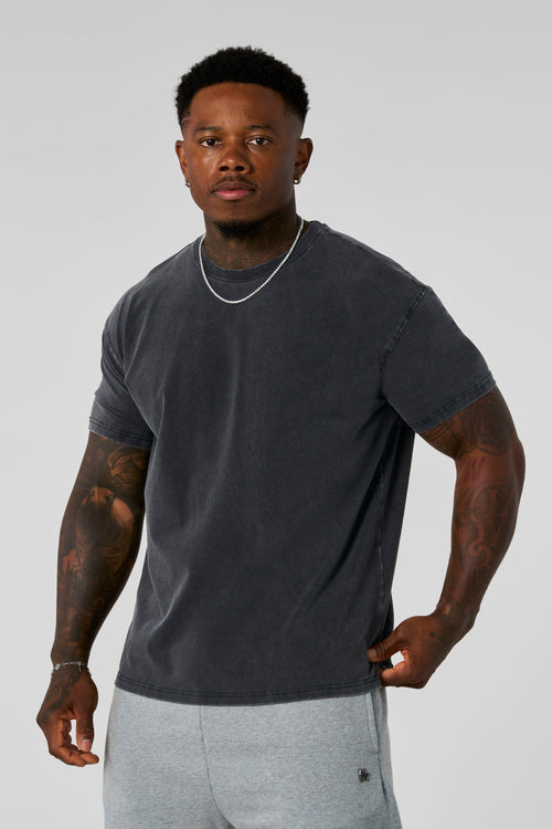 4148 - Elevated Essentials - Tailliertes T-Shirt