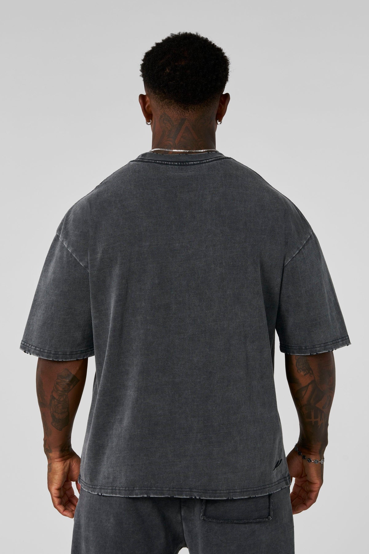 4153 - Elevated Essentials - Lässiges T-Shirt