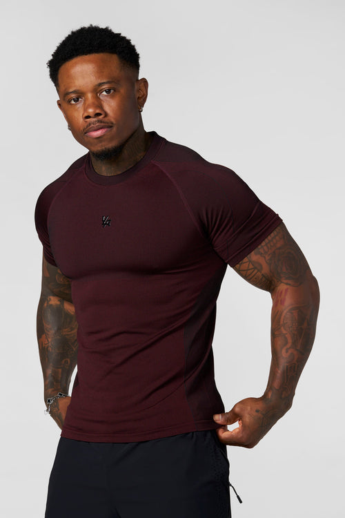 4339 - T-shirts de compression moulants