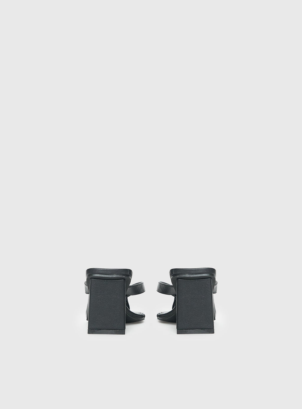 The Mona Heels Black