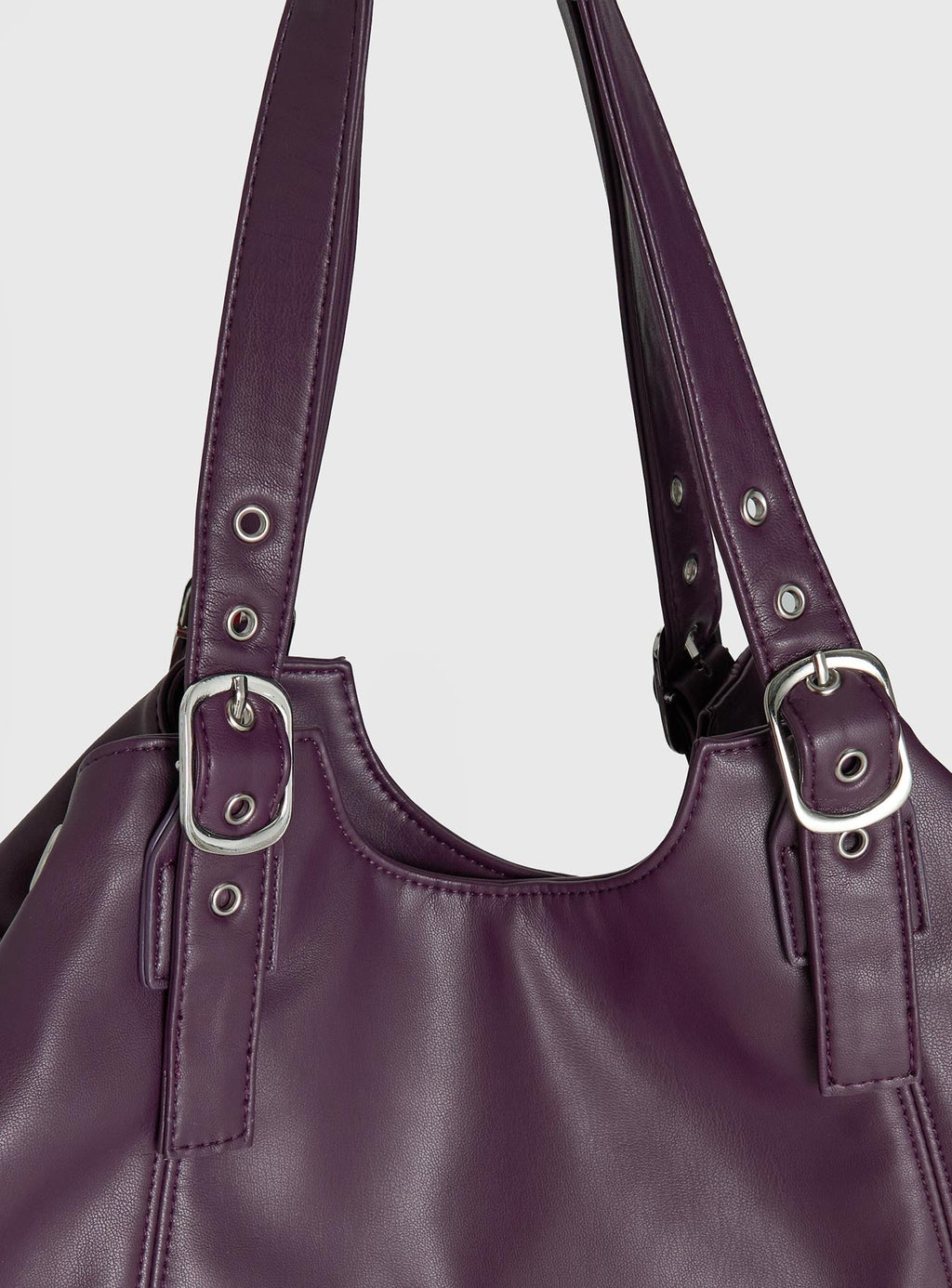 Amaria Buckle Detail Shoulder Bag Plum