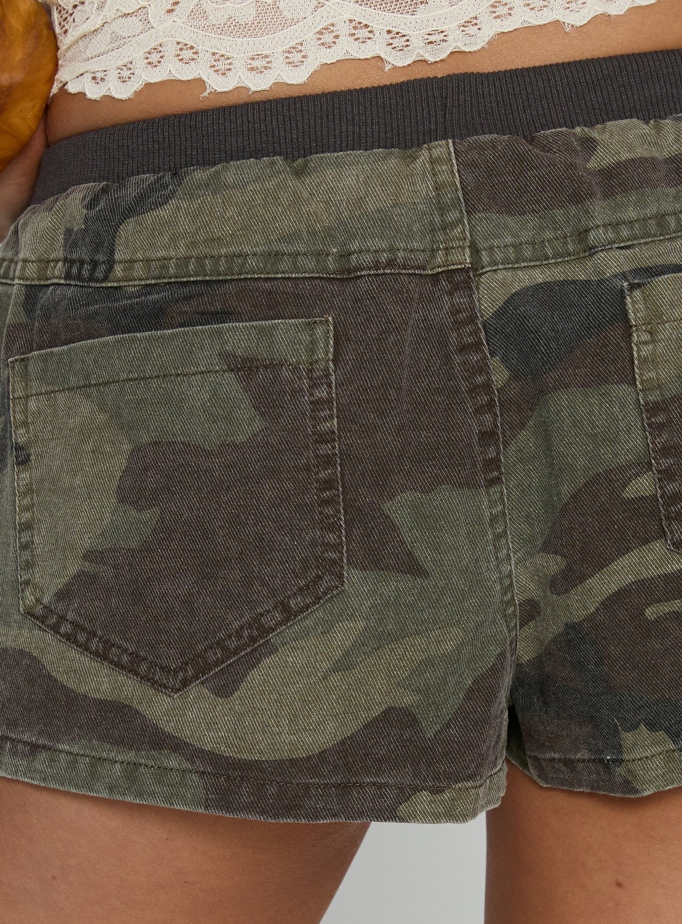 Fender Cargo Micro Shorts Camo