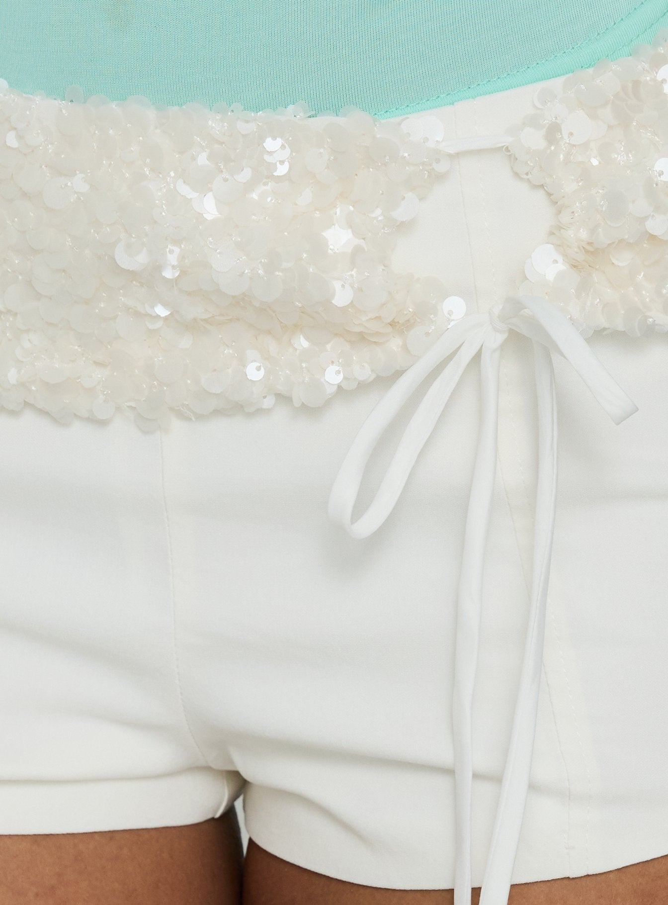 Elsina Embellished Belted Shorts White