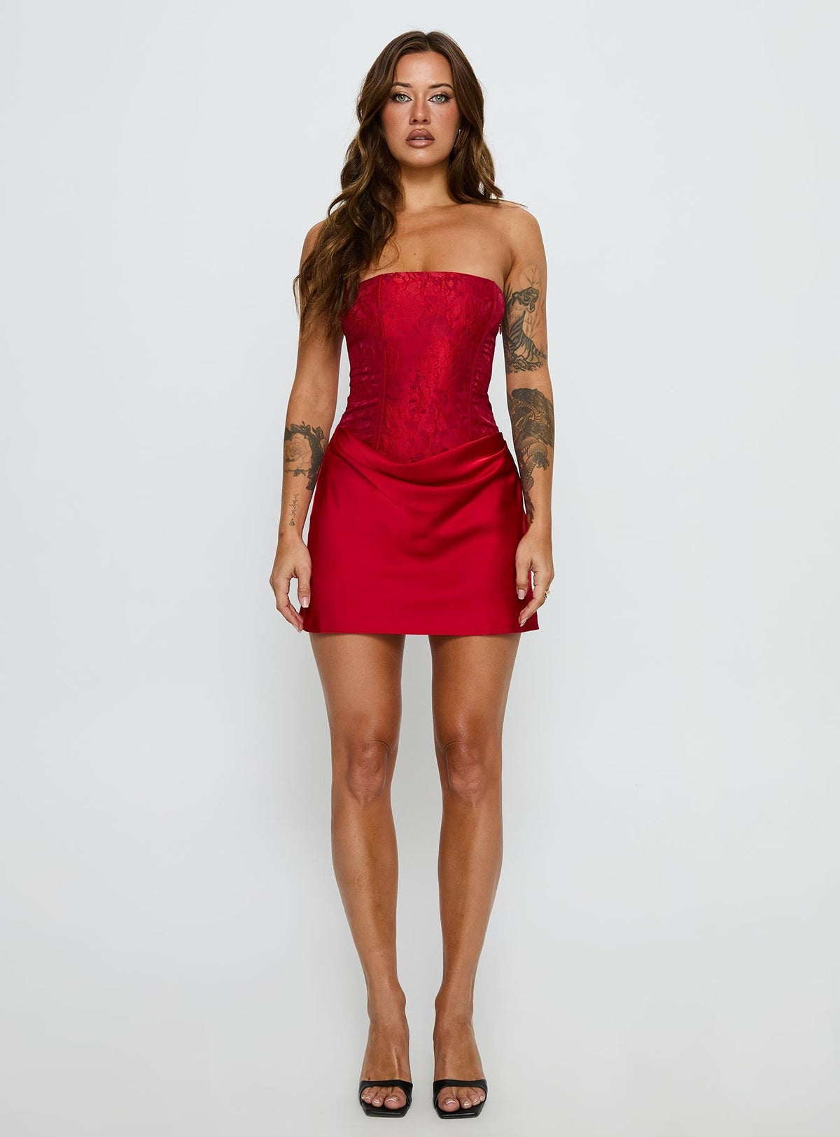 Mini-robe drapée sans bretelles Jenevieve Rouge