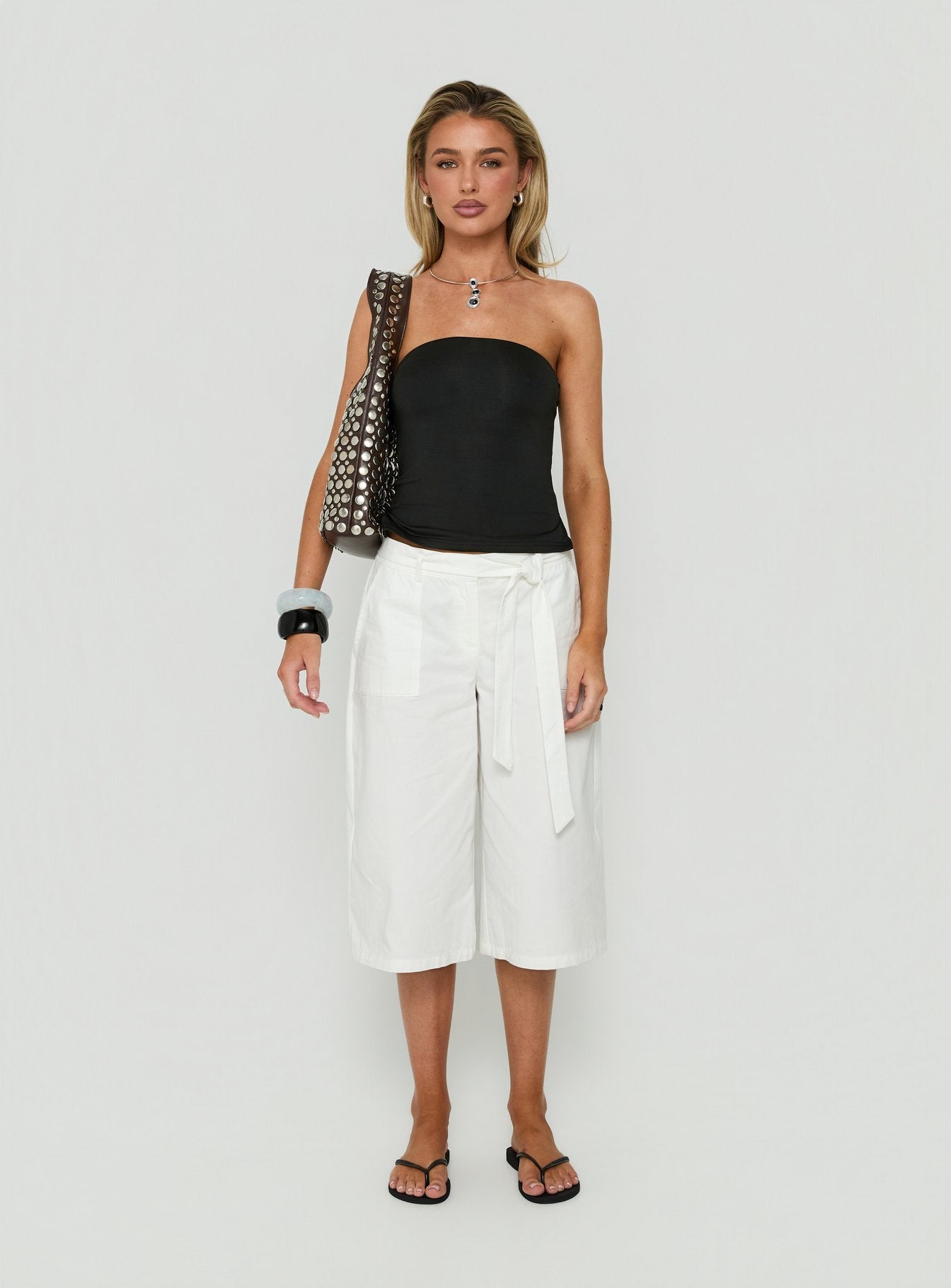 Khori 3/4 Longline Shorts White