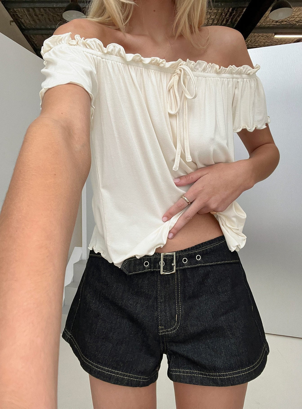 Wittney Buckle Micro Shorts Raw Denim