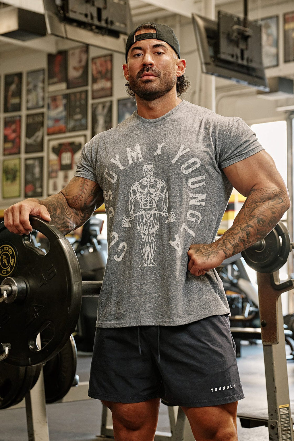 4206 - Gold's Gym Heather-T-Shirts