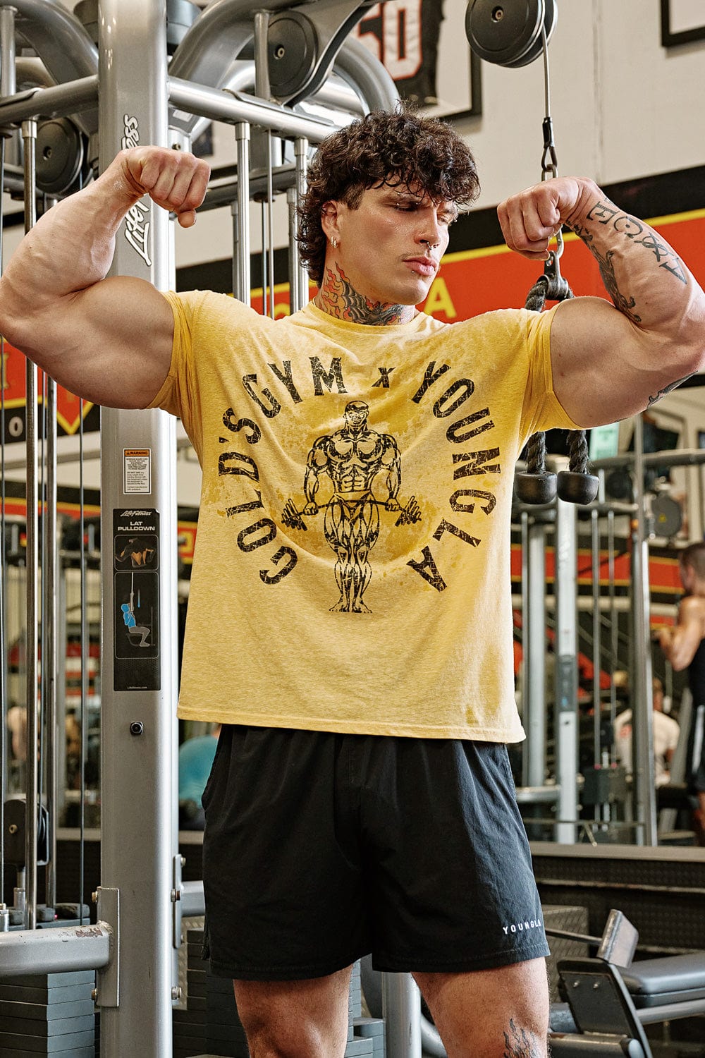 4206 - Gold's Gym Heather-T-Shirts
