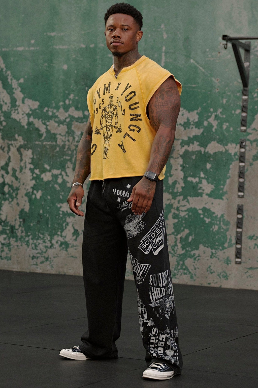 2142 - Golds Gym Evolution Sweatshirts