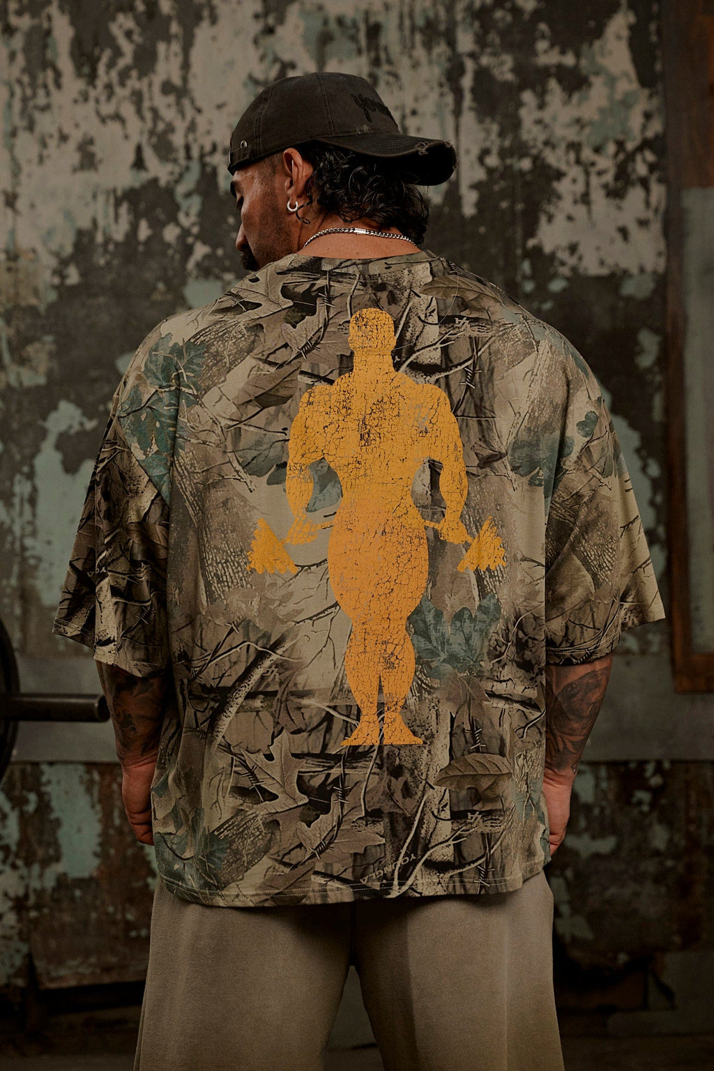 4248 - T-shirts larges Gold's Iron Legacy