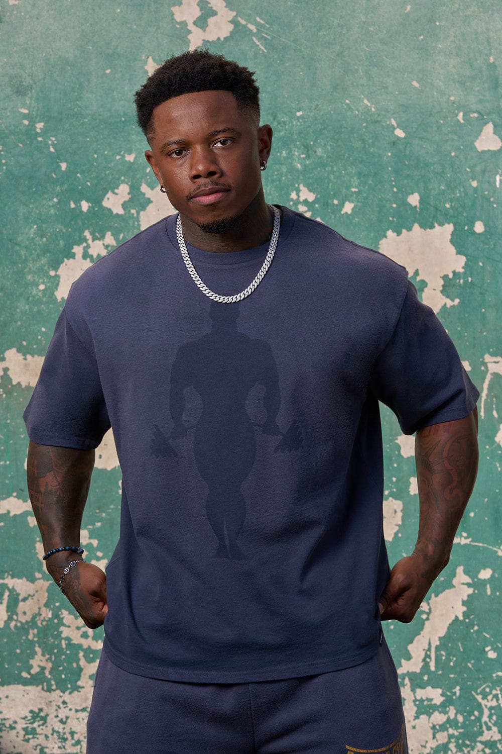4285 - T-shirts Shadow Legacy Iron de Gold