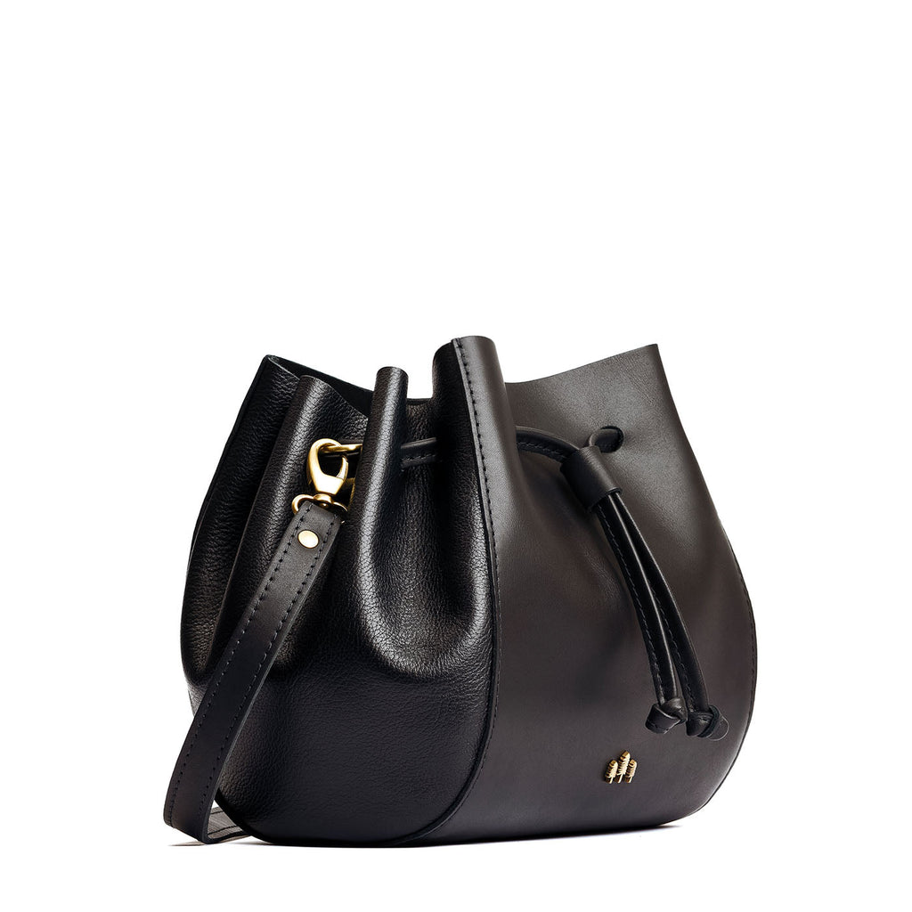Nest Bucket Bag