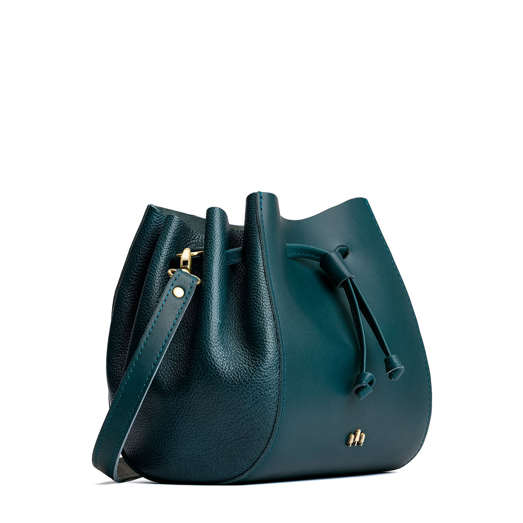 Nest Bucket Bag
