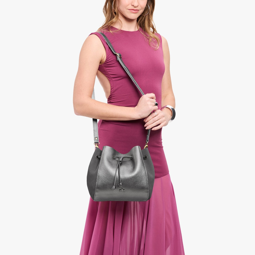 Nest Bucket Bag